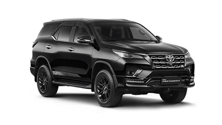 Toyota Fortuner GR AT